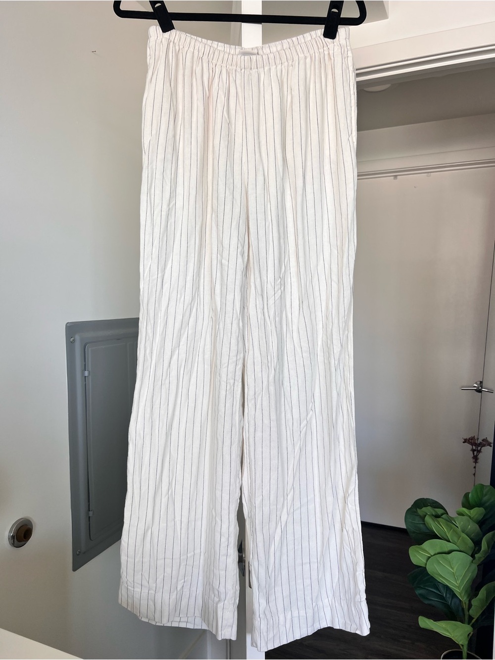 Target A New Day Linen Blend Pinstripe Wide Leg Pants Cream/Beige Size Small